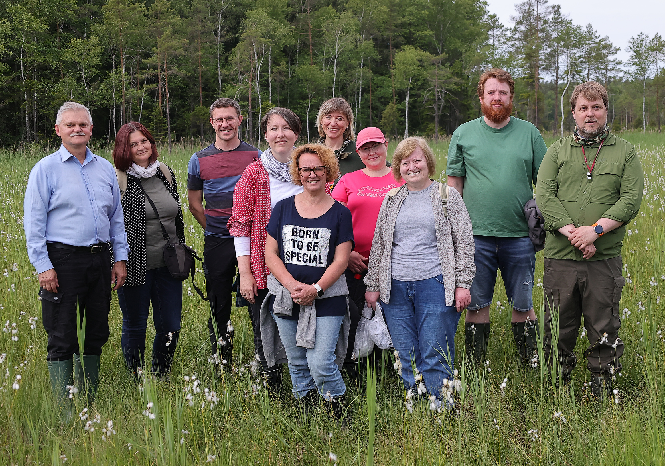 Botanikos, algologijos ir mikologijos tyrimų grupės nariai, Laukagalio pelkė, Labanoro regioninis parkas, 2023 m. J. Barzdėno nuotrauka.